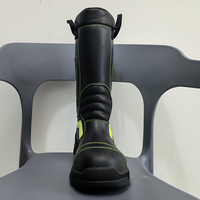 Bottes de pompier pratiques, ignifuges et imperméables, conformes à la norme EN 15090:2012, modèle N04.