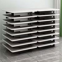 Table pliante robuste et peu encombrante pour événements et usage domestique
