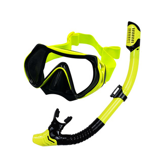 Masque de plongée pour adultes avec lentille en verre trempé à système Dry Top, équipement de sports nautiques - Product Image 2