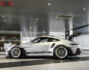 Venta al por mayor de kit de carrocería de fibra de carbono seca estilo OEM para <span class=keywords><strong>Porsche</strong></span> 911 992 <span class=keywords><strong>GT3</strong></span> <span class=keywords><strong>RS</strong></span> <span class=keywords><strong>2022</strong></span>+: Labio delantero, labio central, faldones laterales y difusor trasero - Product Image 6