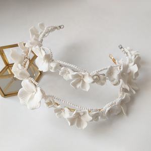 Ins Style fait à la main diadème de mariée fleurs en céramique accessoires de cheveux demoiselles <span class=keywords><strong>d</strong></span>'<span class=keywords><strong>honneur</strong></span> bandeau bijoux <span class=keywords><strong>couronne</strong></span> de mariage pour 2022 - Product Image 3