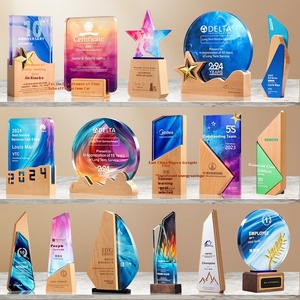 Cercle imprimé en couleur personnalisé en bois Crystal Glass Awards Premium Plaque Trophy Fabriqué dans d'autres métiers de cristal - Product Image 5