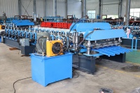 Machine à tuiles de toiture populaire en Afrique, style bambou, pour tuiles émaillées, avec largeur d'entrée de bobine de 1000/1200 mm