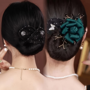 Élégante pince à cheveux en tissu noir - 1 pièce, avec accents de strass étincelants, accessoire polyvalent pour tresses et chignons pour femmes - Product Image 3
