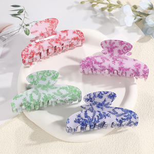 Pince à cheveux géométrique rétro bleue et blanche en plastique, pince requin pour usage quotidien, accessoires capillaires pour femmes - Product Image 1