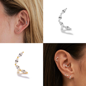 Pendientes ROXI con diseño de luna y ojo de caballo, con diamantes, 16G, para perforación de cartílago con rosca de cabeza plana - Product Image 4