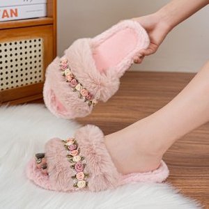 Chaussons d'intérieur doux et confortables pour femmes, version coréenne, à bout ouvert, antidérapants, en peluche perlée, à semelle épaisse, pour l'automne - Product Image 2