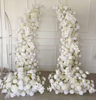 Arche de fleurs en corne de taureau rose moderne, décoration de scène de mariage avec des ornements de fleurs artificielles