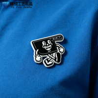 Badge en silicone personnalisable en usine, logo en relief 3D en caoutchouc souple PVC, livraison en 3 à 7 jours