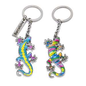 Venta al por mayor de metal epoxi colorido Gecko mosaico Barcelona España recuerdo lagarto llavero - Product Image 1