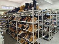 Chaussures et bottes en coton injecté personnalisées pour femmes, OEM ODM, chaudes pour l'hiver, logo personnalisé, bottes de neige doublées de fourrure pour femmes, fabricant