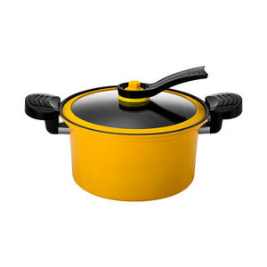 Olla para sopa amarilla antiadherente con tapa aislada para cocinas de inducción, olla para guisos de 1 litro de capacidad, olla a presión universal - Product Image 1