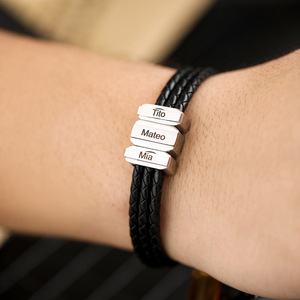 Pulsera de Cuero Trenzado con Dije Liso Grabable de Acero Inoxidable |   Logotipo en blanco o personalizado disponible |   Regalo del Día del Padre - Product Image 4