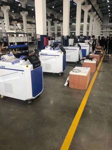 Portable High-<b>Speed</b> Descaling Laser Machine 100w-1000w Fiber Laser Rust Removal Metal Wood Stone New Condition Motor Core - Product Image 5