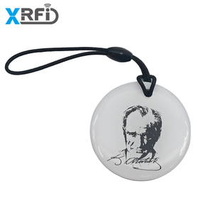 Tùy chỉnh thiết kế 125Khz <span class=keywords><strong>RFID</strong></span> epoxy Keychain NFC <span class=keywords><strong>RFID</strong></span> treo Epoxy tag keyfob - Product Image 2