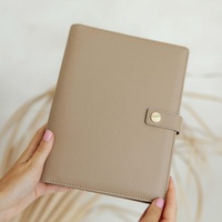Couverture de classeur à 6 anneaux beige personnalisée, en cuir vintage, format A5, pour carnet à feuilles mobiles, avec motif en relief