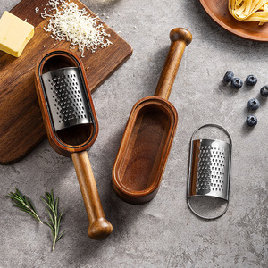 <span class=keywords><strong>Râpe</strong></span> <span class=keywords><strong>à</strong></span> fromage en acier inoxydable amovible en <span class=keywords><strong>bois</strong></span> d'acacia avec récipient en <span class=keywords><strong>bois</strong></span>, <span class=keywords><strong>râpe</strong></span> <span class=keywords><strong>à</strong></span> fromage <span class=keywords><strong>plate</strong></span> en <span class=keywords><strong>bois</strong></span> - Product Image 5