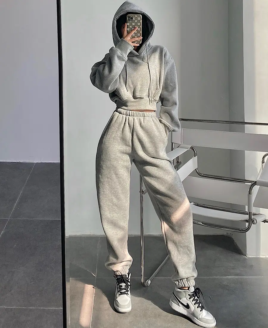 Winter Fashion Sport Sweatshirt And Trousers Set Womens High Quality Long Sleeve 2 Piece Set Crop Top Hoodie And Joggers