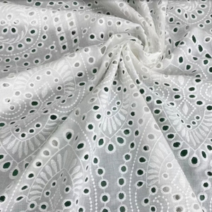 تطريز مباشر من المصنع يمكن مصبوغ نسيج زهرة العيينة القطني ، نسيج فستان الفتاة - Product Image 4