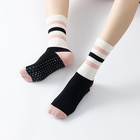 Chaussettes de sport pour femmes de bonne qualité, antidérapantes, avec logo personnalisé, tricot jacquard, spandex/nylon/coton, écologiques, séchage rapide