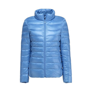 Chaqueta Acolchada para Mujer Winter Breeze, Ofrece un Ajuste Cálido y Cómodo, Estilo Casual Fácil, Ideal para Actividades Diarias y Diversión al Aire Libre - Product Image 1