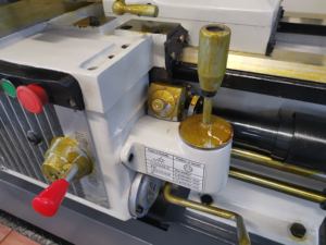 Tour manuel universel Ca6140, adapté au tournage de métaux ordinaires, avec un lit trempé pour tour horizontal - Product Image 2