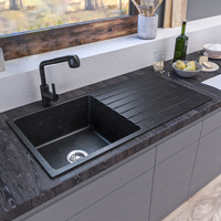 Plan de travail de cuisine en dalle de quartz de grande taille, évier à cuve unique avec installation au-dessus du comptoir, design moderne, garantie de 5 ans