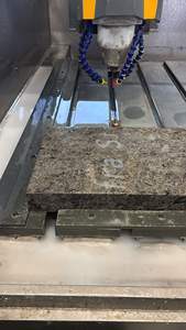 Machine de gravure laser CNC haute précision à 4 têtes pour la pierre, le <span class=keywords><strong>marbre</strong></span> et le granit, les monuments funéraires et la sculpture 3D - Product Image 3