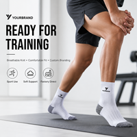 Chaussettes de sport à logo personnalisé, faible MOQ, séchage rapide, anti-humidité, pour la course, l'entraînement, la gym, le cyclisme, la randonnée, hommes et femmes