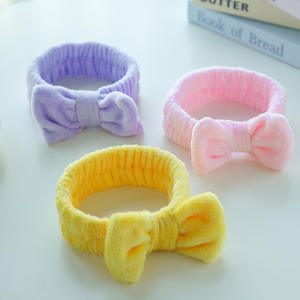 <span class=keywords><strong>Bandeau</strong></span> <span class=keywords><strong>de</strong></span> spa moelleux en tissu éponge avec nœud personnalisé pour le lavage du visage et les soins <span class=keywords><strong>de</strong></span> la peau, pour femmes et filles - Product Image 2