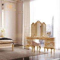 Offre Spéciale chambres à coucher de luxe en Chine Mobilier classique pour chambre à coucher tête de lit incurvée Mobilier italien de luxe en bois pour chambre à coucher