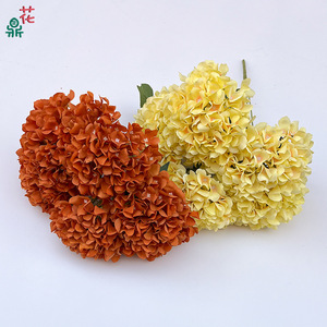 Flores Artificiales de Hortensia, Flor de Seda para Decoración de Bodas, Hechas a Mano en Mallorca, Arreglo Floral Grande de 5 Cabezas - Product Image 2