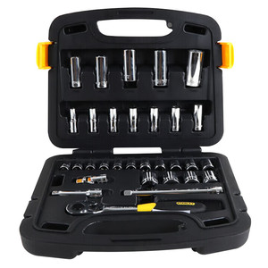 Juego de Llaves de Tubo Métricas de 31 Piezas Serie 10MM con Llave de Trinquete de 3/8'' y Fuente de Alimentación Manual en Estuche Rígido 91-937-22 31 P - Product Image 1