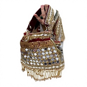 Sac à main perlé avec fermeture à rabat en treillis diamanté et doublure en velours pour soirée - Product Image 1
