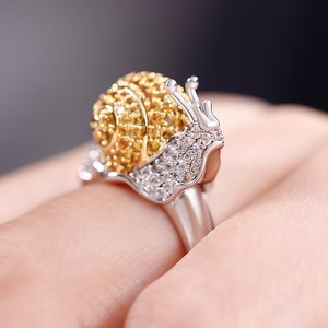 Anello a Forma di Lumaca Scintillante per Donne, Anello di Tendenza in Stile Coreano e Giapponese, Gioiello da Dito Carino - Product Image 2