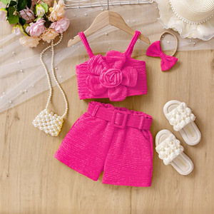 Ensemble d'été INS tendance pour filles : short à bretelles et fleurs 3D multicolores pour enfants de petite et moyenne taille, avec accessoire de tête - Product Image 1