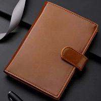 Grosir menerima Logo khusus pria kulit PU sampul paspor kapasitas besar tempat kartu casing pria bisnis dompet koin