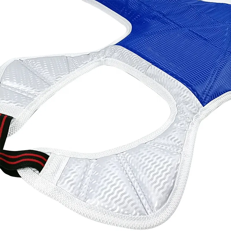 2024 nuevo estilo rojo/azul niños entrenamiento WTF taekwondo protector de pecho personalizado artes marciales protector de pecho