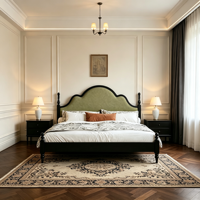 Lit double en bois massif avec matelas, pieds de rangement et finition teck antique, taille Queen/King, luxe, style français moderne