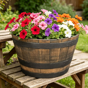 Vasi per Fiori a Forma di Mezza Barile di Grande Capacità, Stile Rustico Fattoria, Contenitori in Finto Legno per Uso Interno ed Esterno - Product Image 5