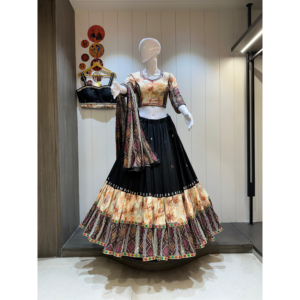 Última Llegada, Conjunto de Chaniya Choli de Tela de Algodón Puro Jaam con Trabajo Vintage Pesado, Conjunto de Chaniya Choli con Dupatta para Navratri - Product Image 1