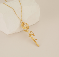 Collier personnalisé avec lettres de couleur saisonnière pour femme, collier avec fleur du mois de naissance, collier avec nom floral, cadeau