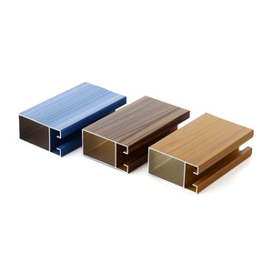 Plafond carré <span class=keywords><strong>en</strong></span> bois de grain <span class=keywords><strong>barre</strong></span> <span class=keywords><strong>en</strong></span> forme de <span class=keywords><strong>U</strong></span> <span class=keywords><strong>aluminium</strong></span> magnésium fer profilés <span class=keywords><strong>en</strong></span> <span class=keywords><strong>aluminium</strong></span> décoratifs coupe personnalisée traitée - Product Image 6