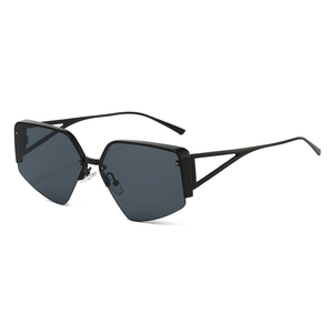 Montures de lunettes en métal de haute qualité Ins uv400 lunettes de soleil de luxe femmes hommes logo personnalisé vente en gros de lunettes de luxe - Product Image 2