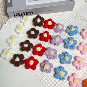 Regalo del Día de San Valentín lana Puff flor ganchillo DIY ramo accesorios tejido a mano 4cm decoración del hogar - Product Image 1