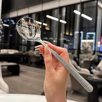 Outils de cuisine créatifs pour hôtels Cuillère en acier inoxydable avec motif de marteau et longue poignée occidentale Ustensile en métal durable