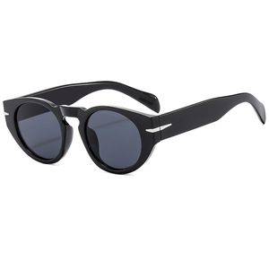 Gafas de Sol de Moda 2024 con Marco Redondo Grueso de PC, Lentes Acrílicas UV400, Marca de Lujo, para Conducir y Actividades al Aire Libre para Hombre - Product Image 3