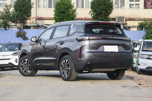 2023 Chery tiggo <span class=keywords><strong>7</strong></span> plus 7pro 8 SUV xăng xe tốc độ cao <span class=keywords><strong>7</strong></span> ghế da R18 lốp tay hộp số tự động phía sau máy ảnh trái - Product Image 4