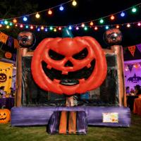 Château gonflable pour enfants sur le thème de la citrouille d'Halloween, marque DST, design effrayant, matériau PVC, respectueux de l'environnement, 4x4x4m, qualité commerciale