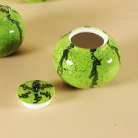 Pot à thé en céramique de pastèque peint à la main brûlé haute valeur de couleur personnalisable mignon pour la conservation de la fraîcheur des aliments